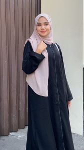 gamis hitam premium embos terompah by sabella abaya