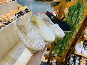 คัทชูลูกไม้ ดอกเดซี่ มะลิ พิกุล สีครีม ไซล์35-41 ส่งเร็วพิเศษ ณ ส่วนนี้