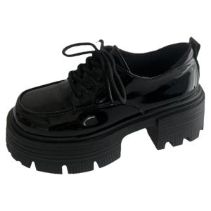 รองเท้าส้นกลางหนังทาสีทรงหัวมนสำหรับผู้หญิง รองเท้าส้นหนาแบบผูกเชือกสไตล์อังกฤษ รองเท้าแฟชั่นฤดูใบไม้ร่วง รองเท้าส้นกลางแบบสวมสบาย