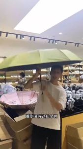 ร่ม auto ร่มอัตโนมัติ ร่มกันแดด ร่มกันฝน ร่มพับออโต้ ร่มกันUV ร่มกันแดดคุณภาพดี เปิดปิดเพียงปุ่มเดียว