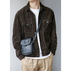 กระเป๋าสะพายข้างสะพายไหล่เดียวหนังแท้สำหรับผู้ชายแบบโบราณกระเป๋าเป้ใบเล็กลำลองนิชแบรนด์แฟชั่นหนังวัวฟอกฝาดชั้นบนสุดแนววินเทจสไตล์ญี่ปุ่น