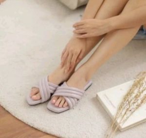 Sandal wanita terbaru tali silang ful busa empuk