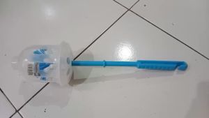 sikat wc bulat toilet warna random mangkok bening transparant trans maspion bt-020 bt-038 bt 020 bt 038