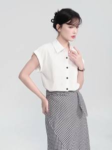 Áo Blouse Dễ Thương Tay Ngắn Màu Trắng Mùa Hè