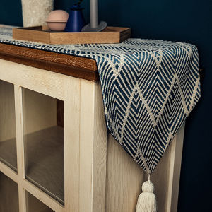 Japanese 3D Embossed Tassel Striped Wavy Table Runner