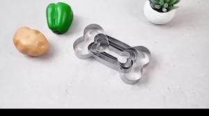 4Pcs Cookie Cutter Set Food Grade Stainless Steel Dog Bone Shaped Molds for Pet Treats Biscuit Fruit Veggie Home DIY Baking