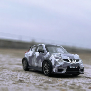 Scaled Realistic Model Car Miniature Toy Gift Decor 1/64