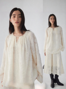 epoque de rueen | Elegant Heavy Embroidery Lace Fringe Slim Fitting Round Neck Womens Clothing Set