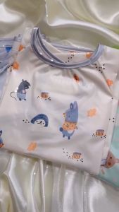 🔥พร้อมส่ง🔥 BabyBirth แท้ เสื้อกันเปื้อน มีแถบติดกับถาดได้ กันเปื้อนเด็ก ชุดกันเปื้อน เสื้อกิจกรรมเด็ก