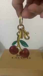Coach Pendant Official Store Original authentic Women Bag Accessories Key chain for Women Size : 12×6cm