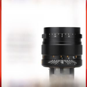NiYi Focus | F0.95 Night Portrait Mirrorless Prime Lens 35mm