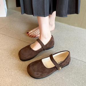 รองเท้า Mary Jane ส้นแบนทรงกลมสไตล์ญี่ปุ่นย้อนยุคสำหรับผู้หญิง รองเท้าแตะสวมสบาย ส้นแบน พื้นนุ่ม รองเท้าคุณยาย สวมใส่สบาย ฤดูใบไม้ร่วง 2025