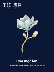 TH | Natural Pearl Magnolia Brooch for Women