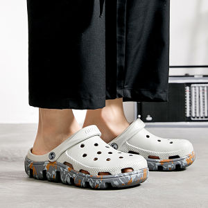 รองเท้าคร็อคส์พื้นนิ่มกันลื่นสำหรับทั้งผู้ชายและผู้หญิง INS รองเท้าแตะพื้นหนาไซส์ใหญ่แฟชั่นใส่กลางแจ้งสำหรับฤดูร้อนรองเท้าแตะรองเท้าชายหาด