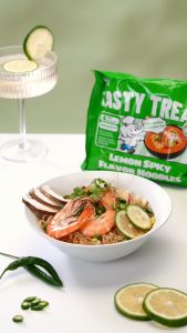 ขนมอร่อยๆๆถูกๆ บะหมี่กึ่งสําเร็จรูปรสเลมอนรสเผ็ด 5 ซอง x 88g ถูกถูกต้อง [ฮาลาล]