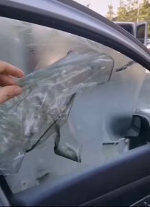 1 ลิตร นำไปใช้ในการฉีดฟิลเลอร์ น้ำหนักมาก มีผลต่อคราบกาว ควบคุมความเหลื่องต่อผิว