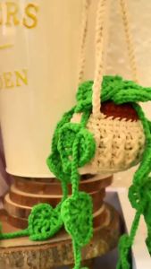 CHẬU LÁ BẰNG LEN TREO XE - DECOL- TRANG TRÍ