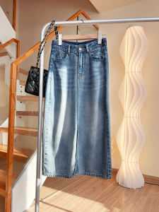 กระโปรงยีนส์ผ้าไหมน้ำแข็งเอวสูง กระโปรงทรงตรงยาวปานกลาง ทรงสลิมฟิต ฤดูร้อน 2025 กระโปรงสั้นผู้หญิง กระโปรงยีนส์