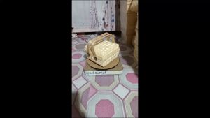 Besek Sokase atau Wadah Makanan dari Anyaman Bambu Ukuran 20 cm x 20 cm Pakai Gagang