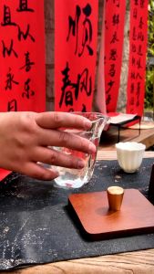 Ashtray Wood with lid household solid wood metal interior retro style office living room wooden ashtray