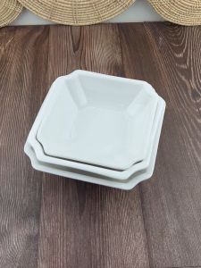 ชามเนื้อโบน ชามเซรามิค ทรงเหลี่ยม สีขาว  มี  3 ขนาด  7.1 x 2.25นิ้ว 7.8 x 2.5 นิ้ว และ  8.4 x 2.5 นิ้ว