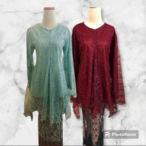 Devi Tille Atasan Kebaya
