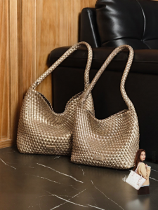 Hobo Large Capacity Tote Bag