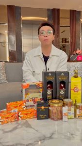 Madu Standar Internasional (SI) 900 GR: Kualitas Tinggi & Kesehatan