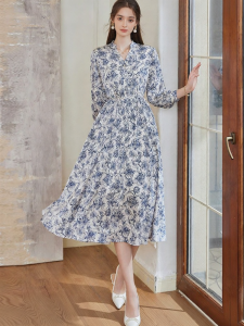 Roey s house | Gentle Elegant Printed Satin Dress for Autumn with French V-neck Waist-tightening Flared Style
