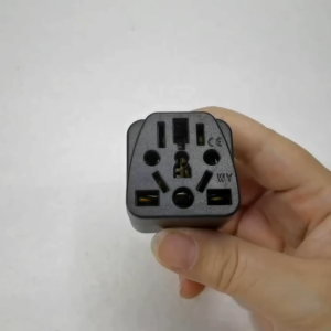 3 Pin Universal Adapter UK/Malaysia Plug (with fuse)