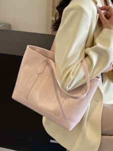 Fashionable Large Capacity Womens Shoulder Bag Commuter Tote Bag Soft PU Leather Casual Pure Color Zipper Closure Handbag