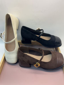 Gemeiqi Spring 2025 Mary Jane Style Thick Heel Square Head Velvet Strap Retro Small Leather Shoes Single Shoes Casual Fashion