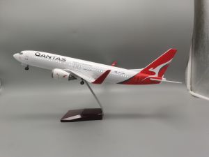 Mô Hình Máy Bay Đúc Kim Loại Tỷ Lệ 1/85 B737 47cm Chất Liệu Nhựa Resin Hãng Hàng Không Qantas Australia Đồ Chơi Trưng Bày Dành Cho Người Sưu Tầm & Quà Tặng