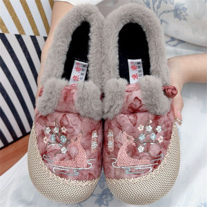 สไตล์จีนใหม่ หนาขึ้น ฤดูหนาว ผู้หญิง รองเท้าผ้าปักกิ่งปัก ชุดฮั่นฝู รองเท้ารองเท้าแม่วัยกลางคนแบบดั้งเดิม