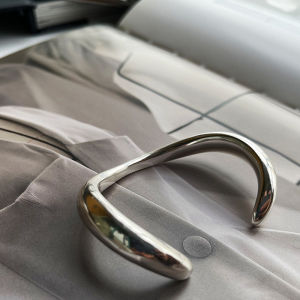 SRRMHYN Fashionable Solid Arc Line Versatile Silver Jewelry Creative Cultural Design Bracelet Alloy Material