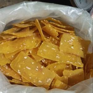 Krupuk Tempe Mentah Super Murah Gurih Tebal Lezat Netto 500 gram bisa bayar di Tempat