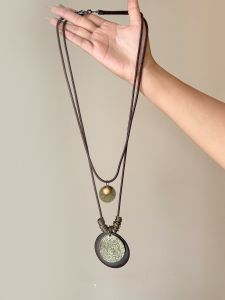 สร้อยคอแบบยาวสีดำสไตล์จีนโบราณสำหรับผู้หญิง เครื่องประดับตกแต่งสไตล์โบฮีเมียน โซ่ไขว้แบบคล้ายเส้นผมแบบคลาสสิก