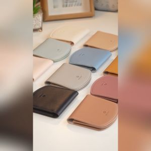 Ví Yuumy (Thời trang nữ phối dây đeo chéo dáng cong - Ví da Seasand YV109)