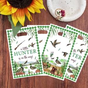 20Pcs/40Pcs Gift Bags Printed with a Scene of Wild Geese Flying by the Pond with the Word Hunter Suitable for Gift Packaging at Holiday Events and Parties Themed Parties and Party Supplies Small Party Gift Bags. Small Gift Packaging Bags Return G...