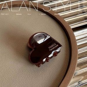 กิ๊บติดผมแฟชั่น เรียบง่าย ไม่ใช่อะคริลิก อเนกประสงค์ สไตล์สาวหวานน่ารัก ดีไซน์น่ารัก สำหรับผู้หญิง