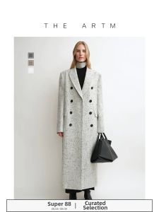 Classic Peak Lapel Wool Straight Overcoat