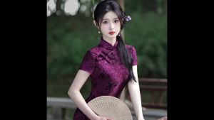 Flocked Jacquard Stretchable Purple Maxi Cheongsam 1061-85 植絨提花彈性絢紫長旗袍