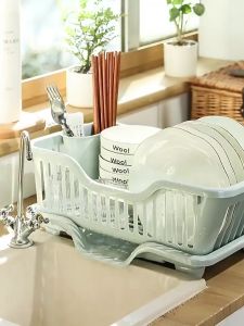 Rak Piring dan Sendok Plastik: Keunggulan & Spesifikasi