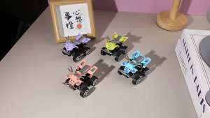 Đồ Chơi Xe Mô Tô Địa Hình 4 Bánh Cực Ngầu Decor Bàn Học (Giao Màu Ngẫu Nhiên) LILA MT4M086
