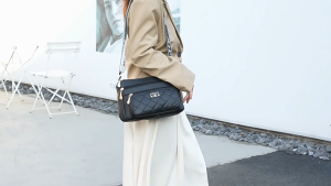 1978 ( READY STOCK ) PU SLING BAG EU FASHION HOUSE