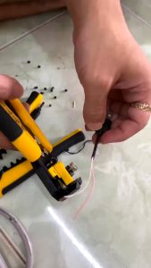 Kìm tuốt dây điện tự độngcắt dây bấm cos Đa năng