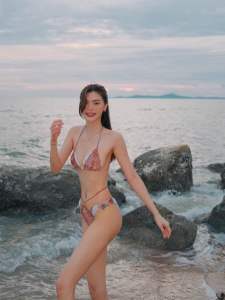 SHER | Russet lace bikini