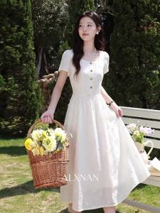 Đầm Hè Tay Ngắn Màu Be Dây Nịt Eo Mới Cho Nữ Văn Phòng