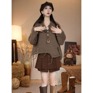 Stylish High-end French Design Womens Knitted Sweater and Pants Skirt Set