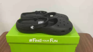 Giày sục crocs chuẩn xịn chống hôi chân nhựa tế bào êm mềm siêu bền đi mưa lội nước đi biển Ballet clog cho nữ màu đen